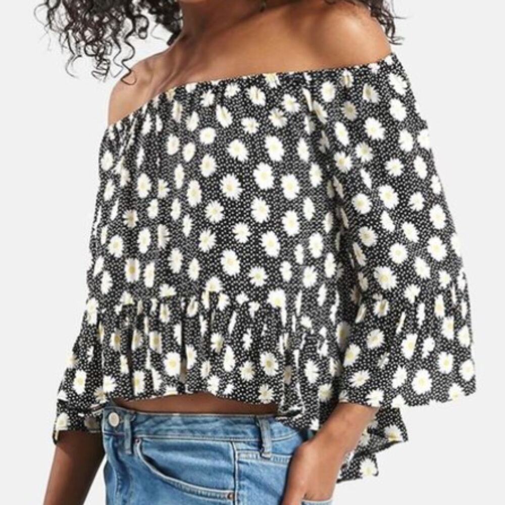 Topshop Off the Shoulder Daisy Dot Top Size 4